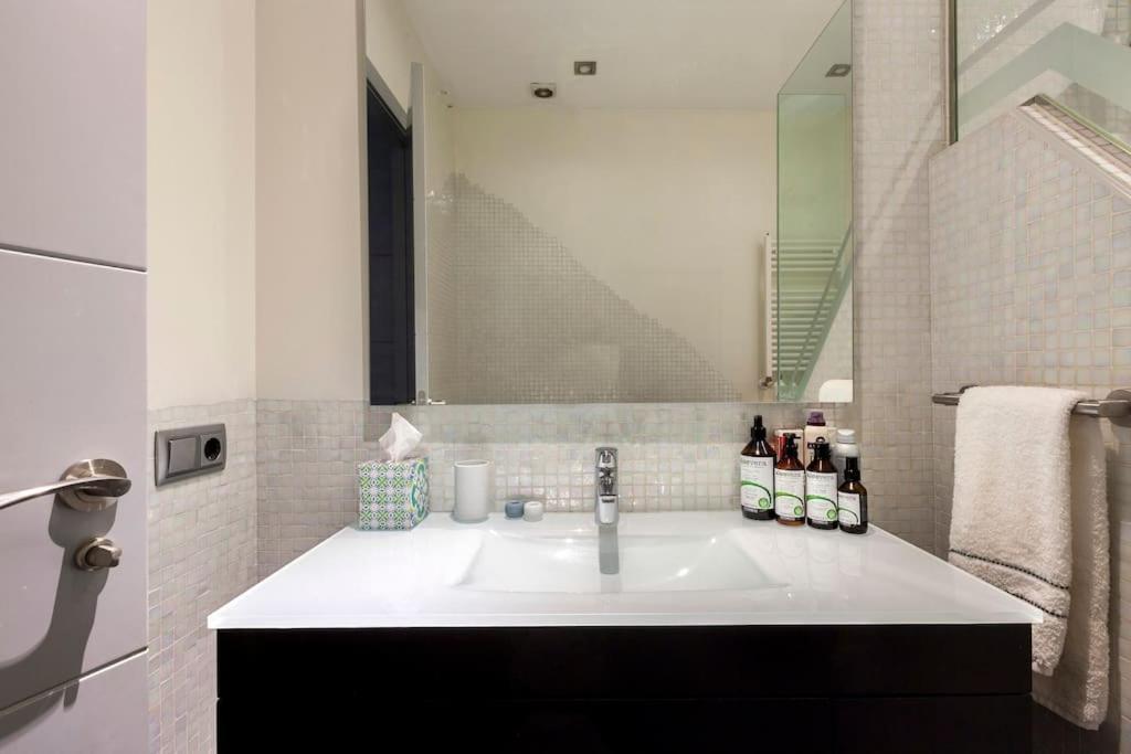 Ferienwohnung Downtown Madrid - Gran Via - Business Ready Exterior foto